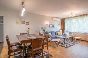 Serdica top center - 3 berdoom cosy apartment Sofia